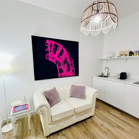Bellhome 3 - Elegante Appartamento Nel Centro Di باري المظهر الخارجي الصورة
