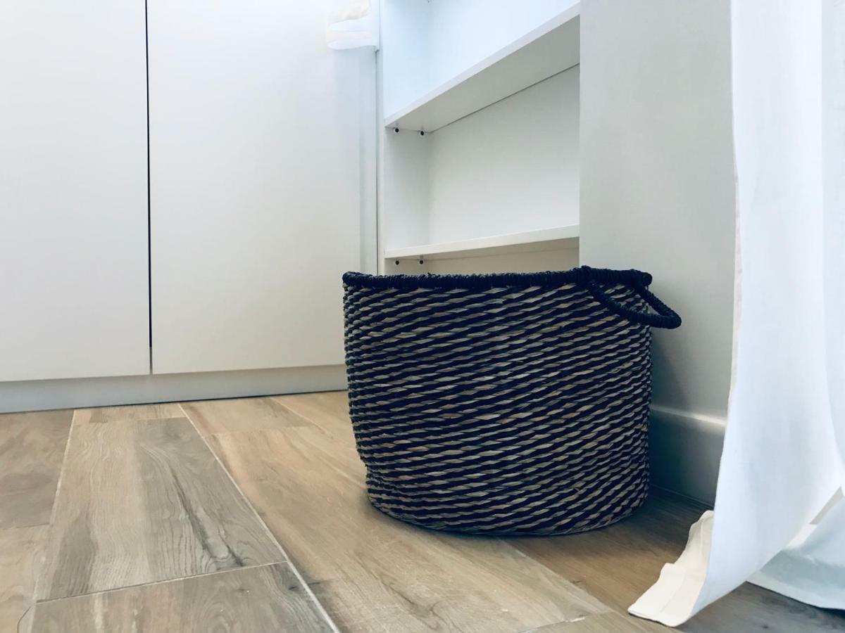 Bellhome 3 - Elegante Appartamento Nel Centro Di باري المظهر الخارجي الصورة